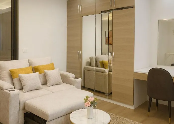 Solumie Boutique Hotel Bangkok